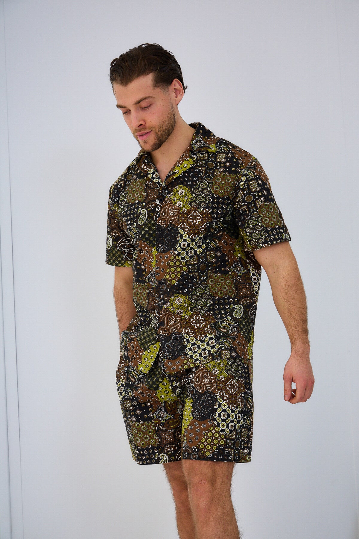 ENSEMBLE 001