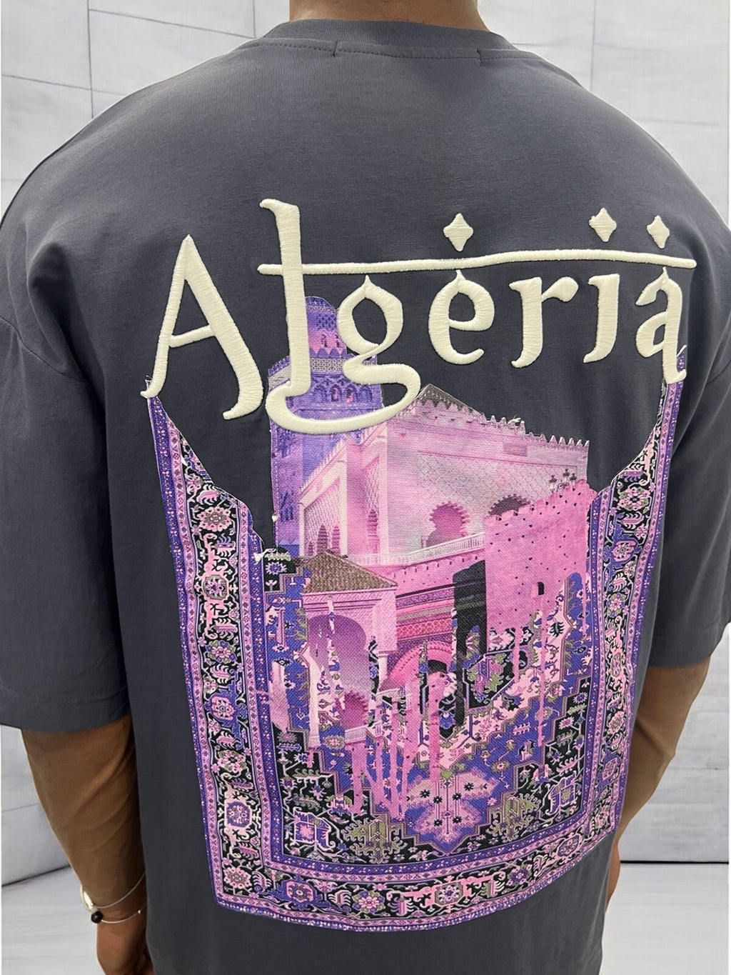 T-SHIRT 004 BRODÉ GRIS