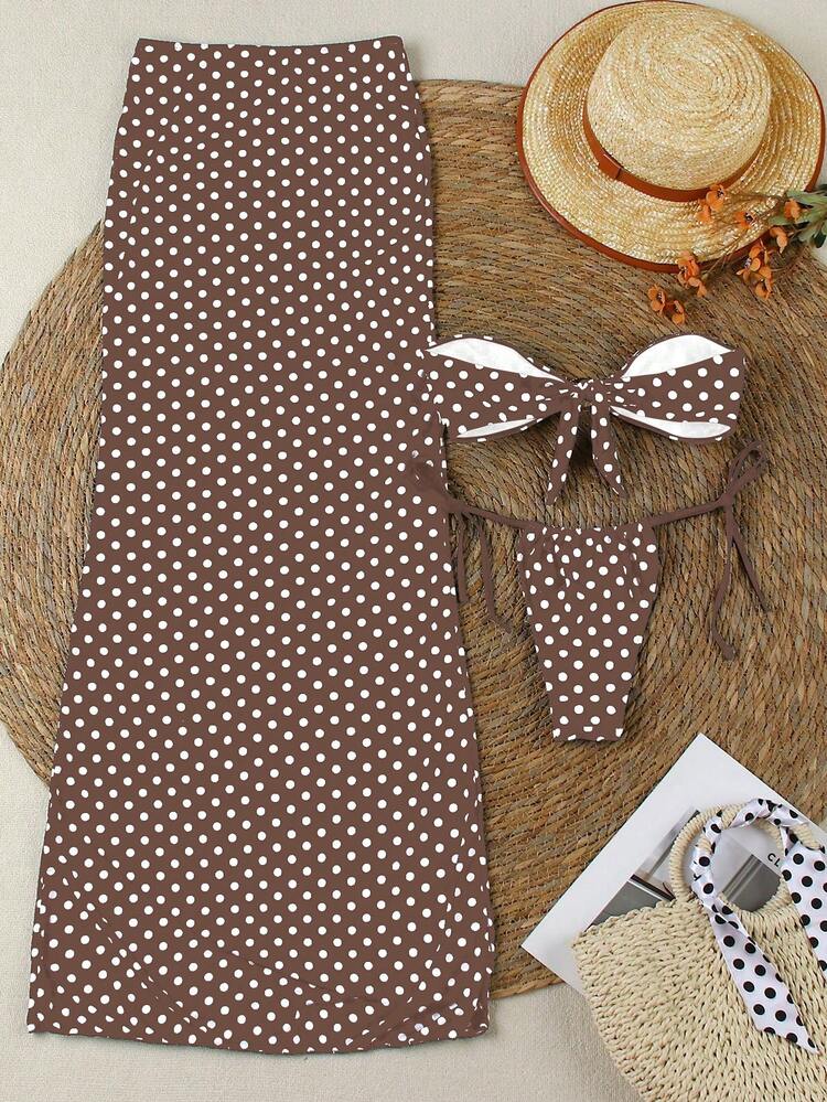 Ensemble maillot de bain et jupe