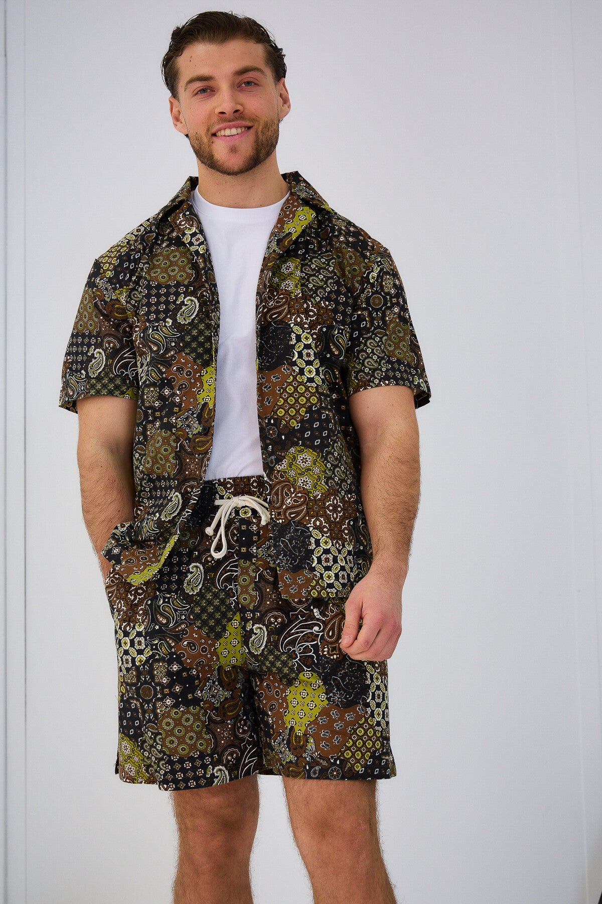 ENSEMBLE 001