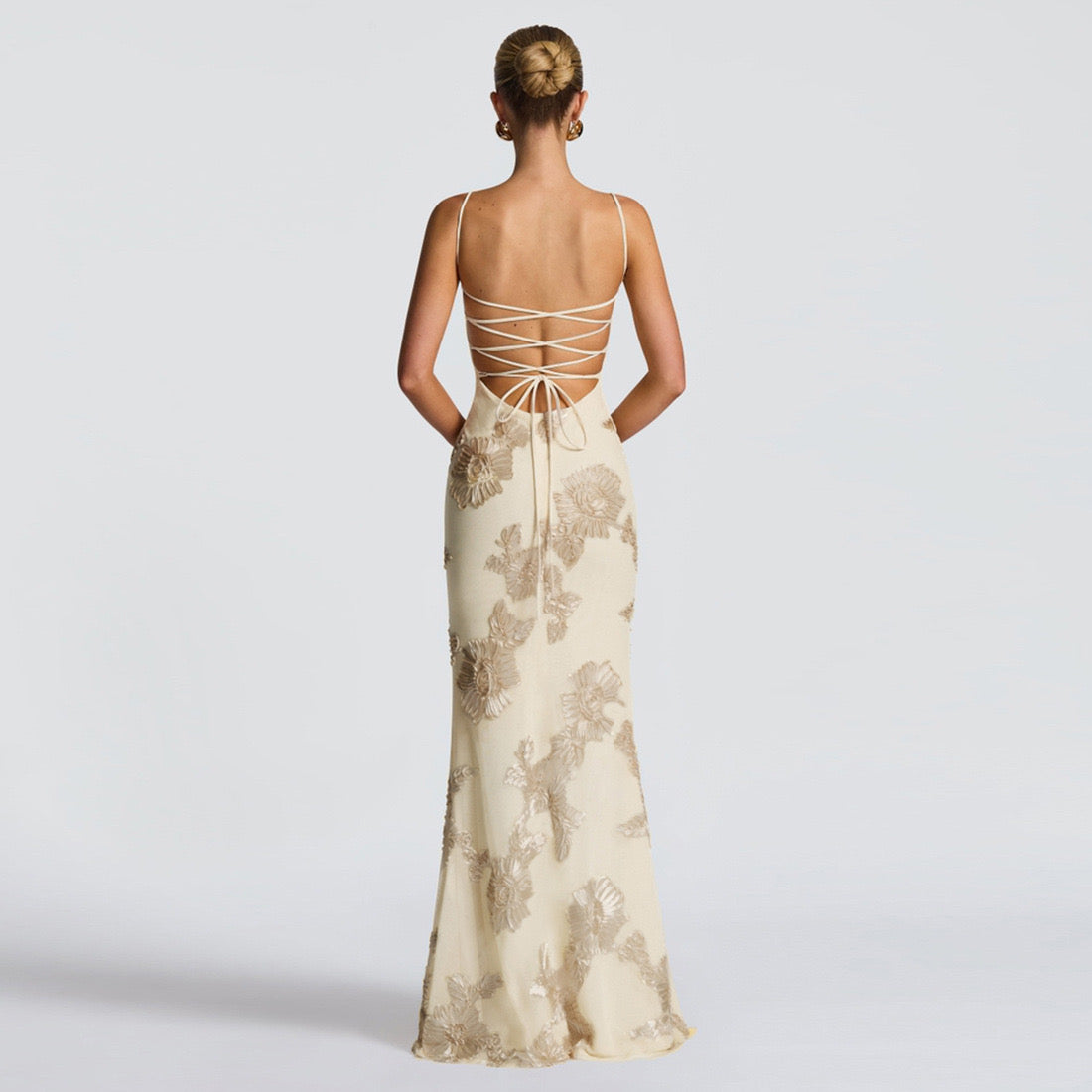Robe “Jasmine” beige