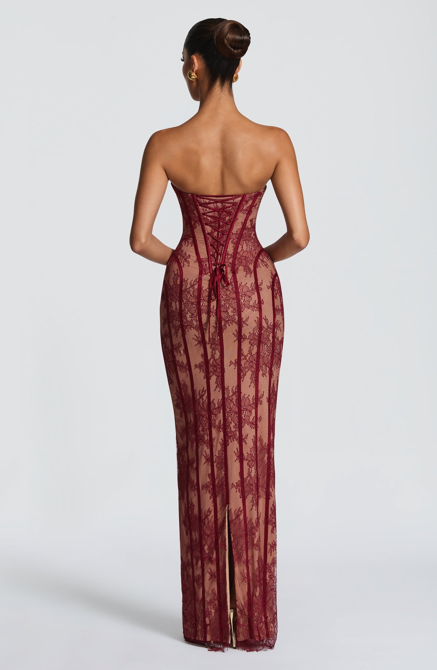 Robe « Ashel » premium longue (précommande de 16 jours)