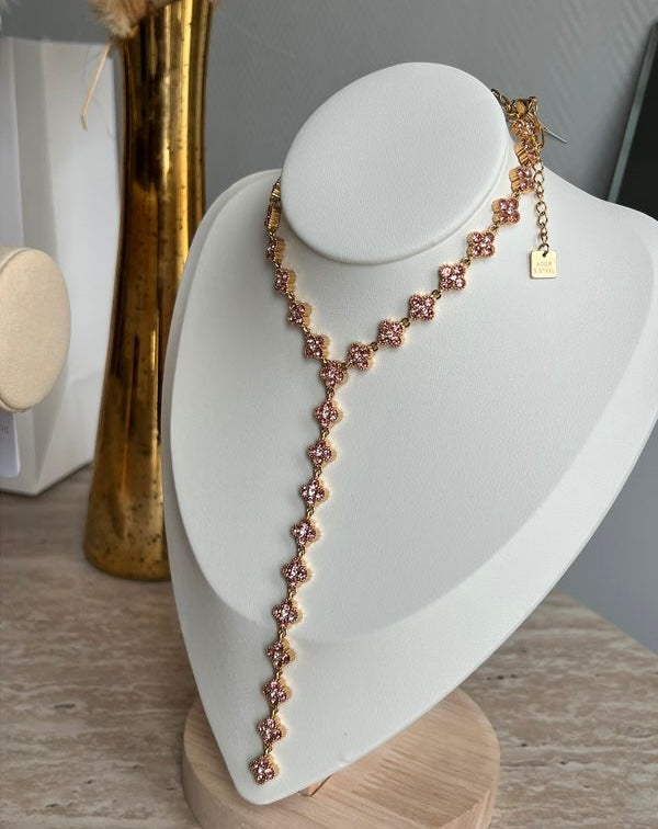 Collier « Aria » en acier inoxydable (précommande de 14 jours)