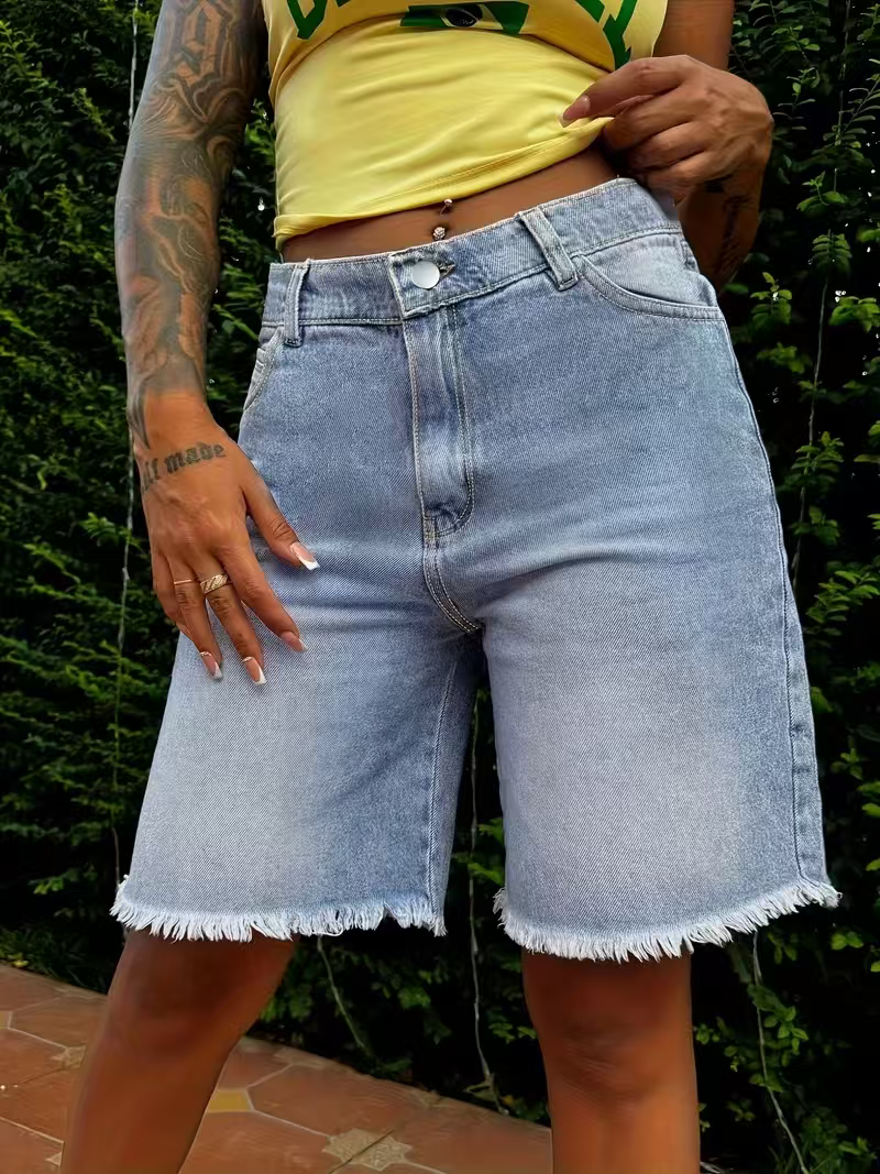 Short « Emy »