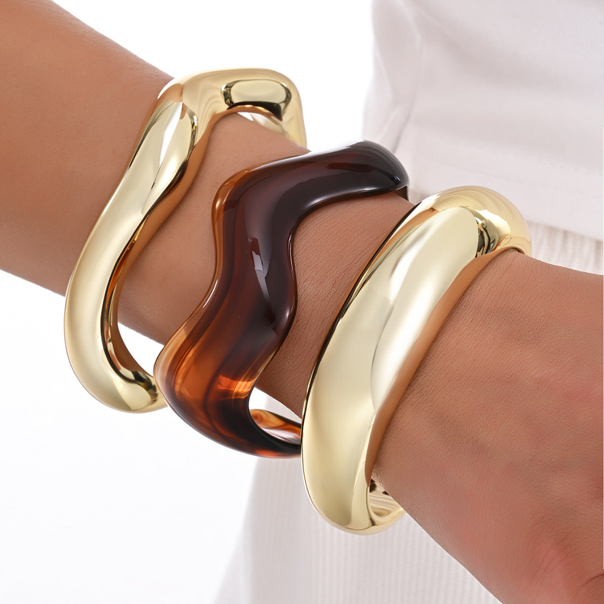 Bracelets 273