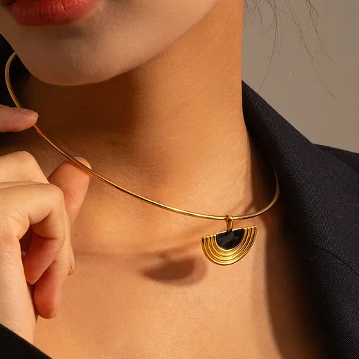 Collier « Fazila » en acier inoxydable