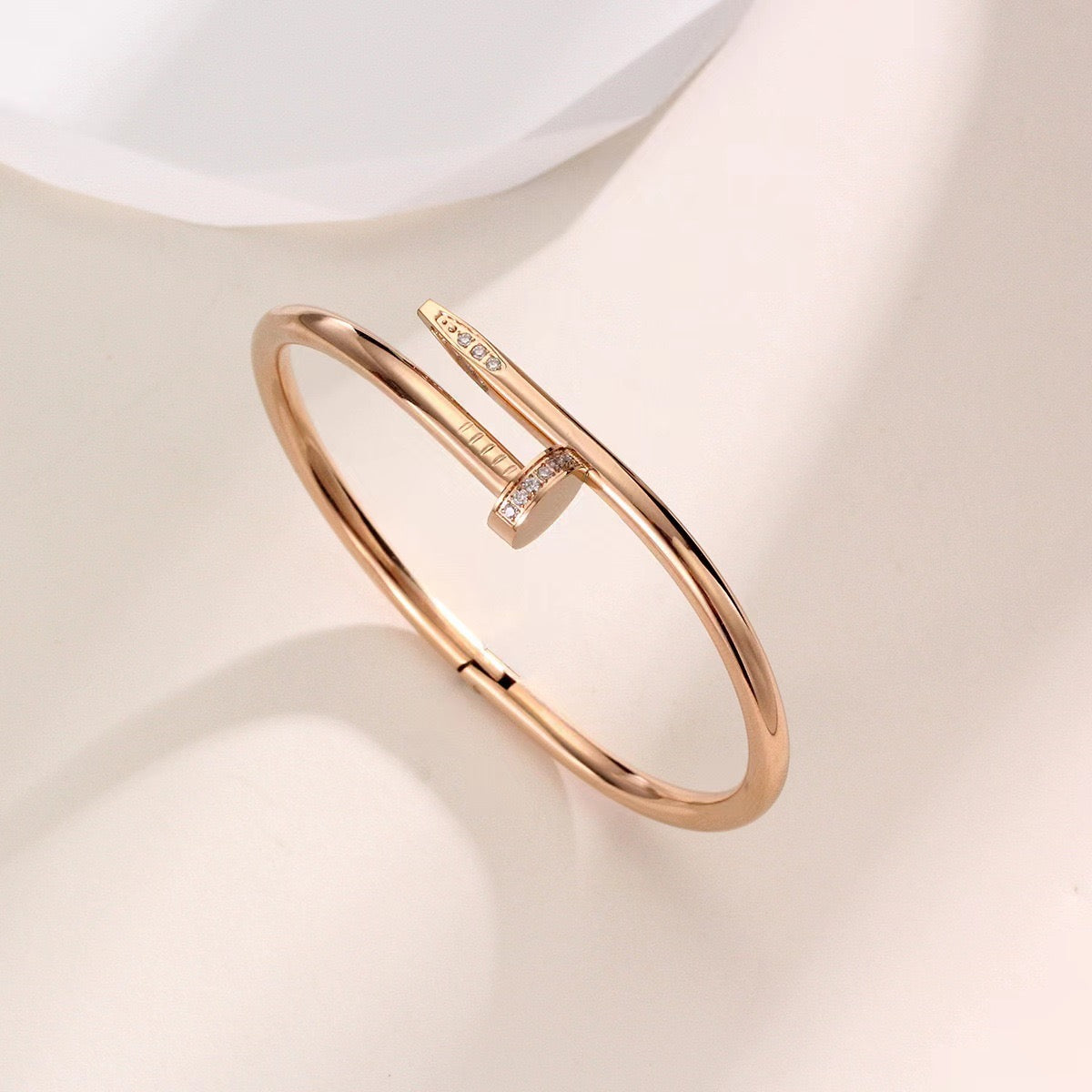 Bracelet Clou demi strass inspi Cartier en acier inoxydable
