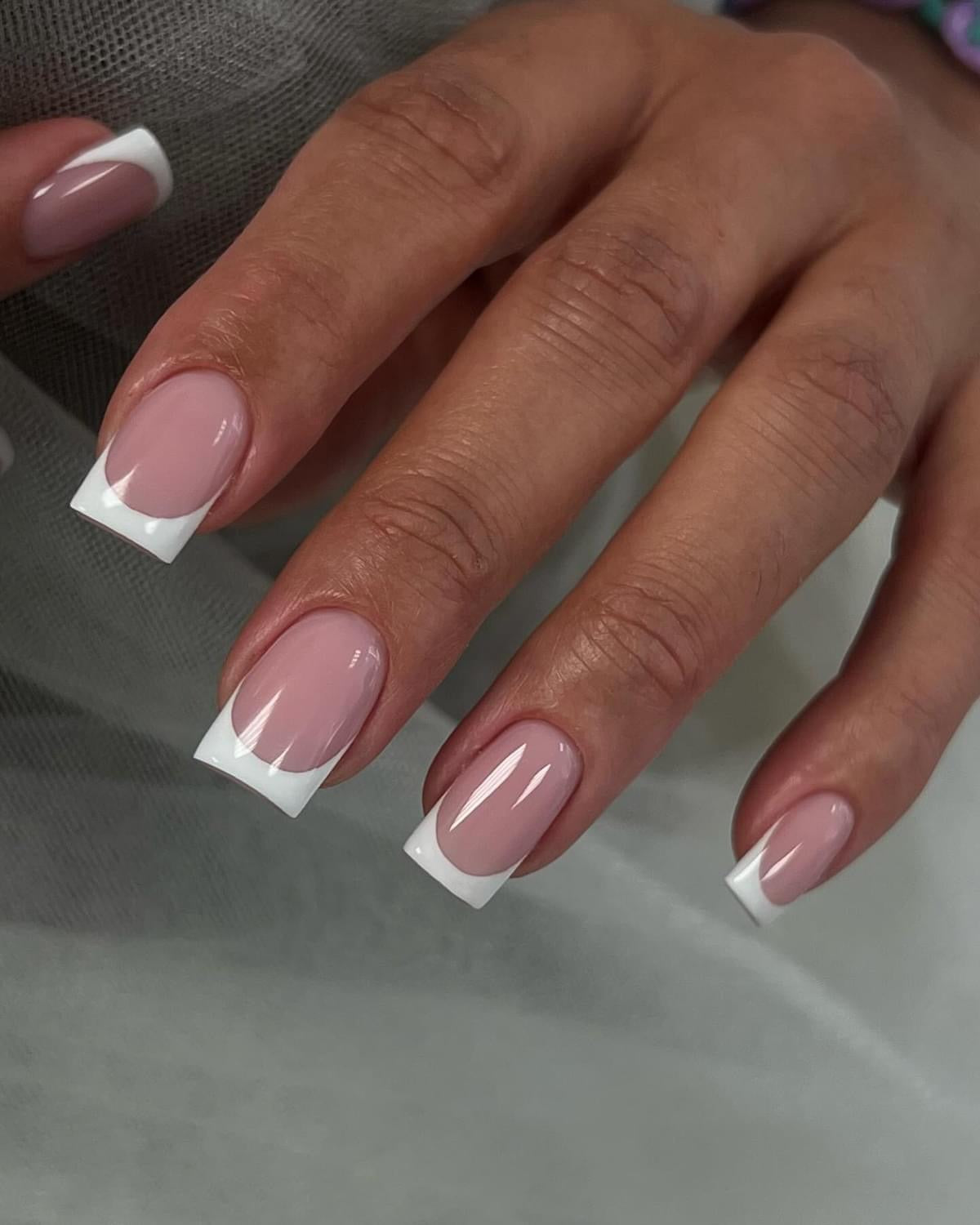 Press on nails - French classique