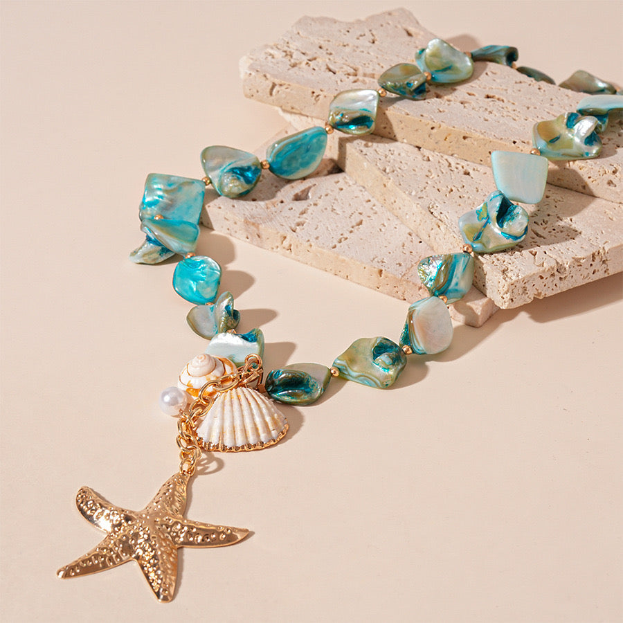 Collier 772